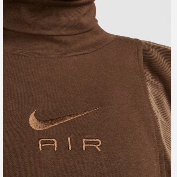 NWOT Nike Air Brown Corduroy & Fleece Sweater Pullover Turtleneck Size Small - Picture 2 of 11